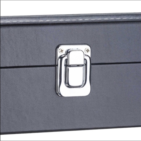 Sunglasses eyeglasses shades display case